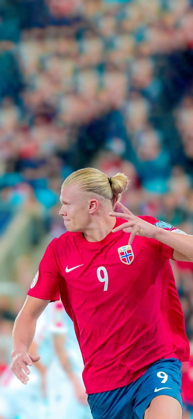 爱德华兹连续6场30+，追平队史最长30+场次纪录