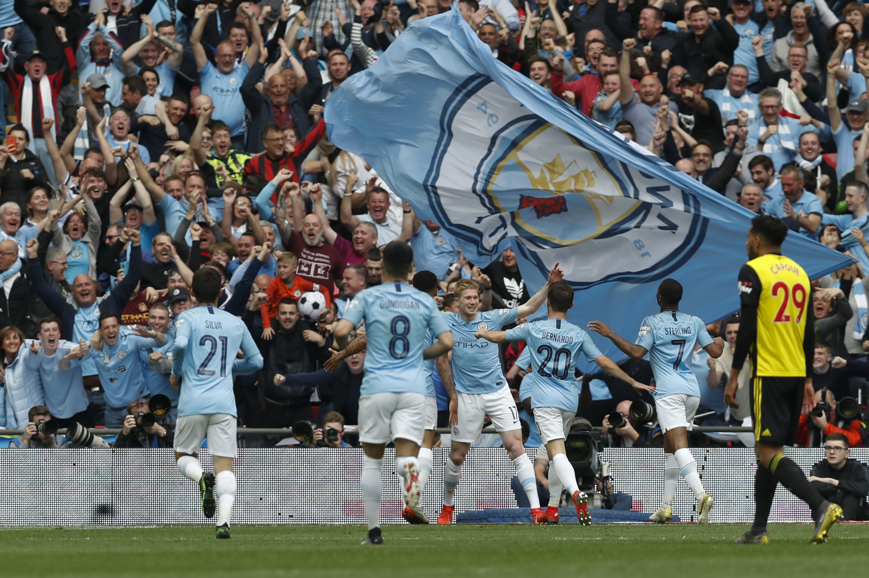 火箭109-112惜败掘金，约基奇34+10+9率队客场取胜