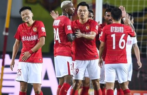 国安主场战平广州恒大